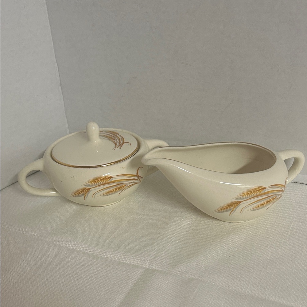 Homer Laughlin Cream and Tan Sugar and Creamer Set